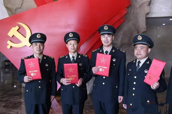 AT26-fytnfyp2763987_副本.jpg